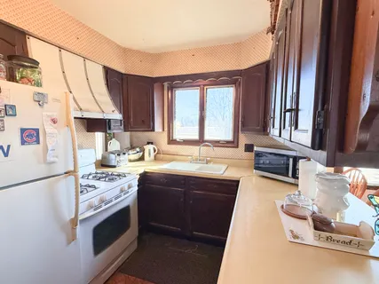 $550,000 | 47W185 Kelley Road, Hampshire, IL 60140