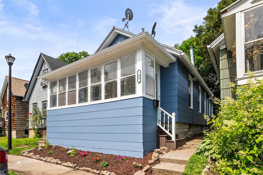 69 Diem Street Rochester, NY 14620 - Photo 1 of 33