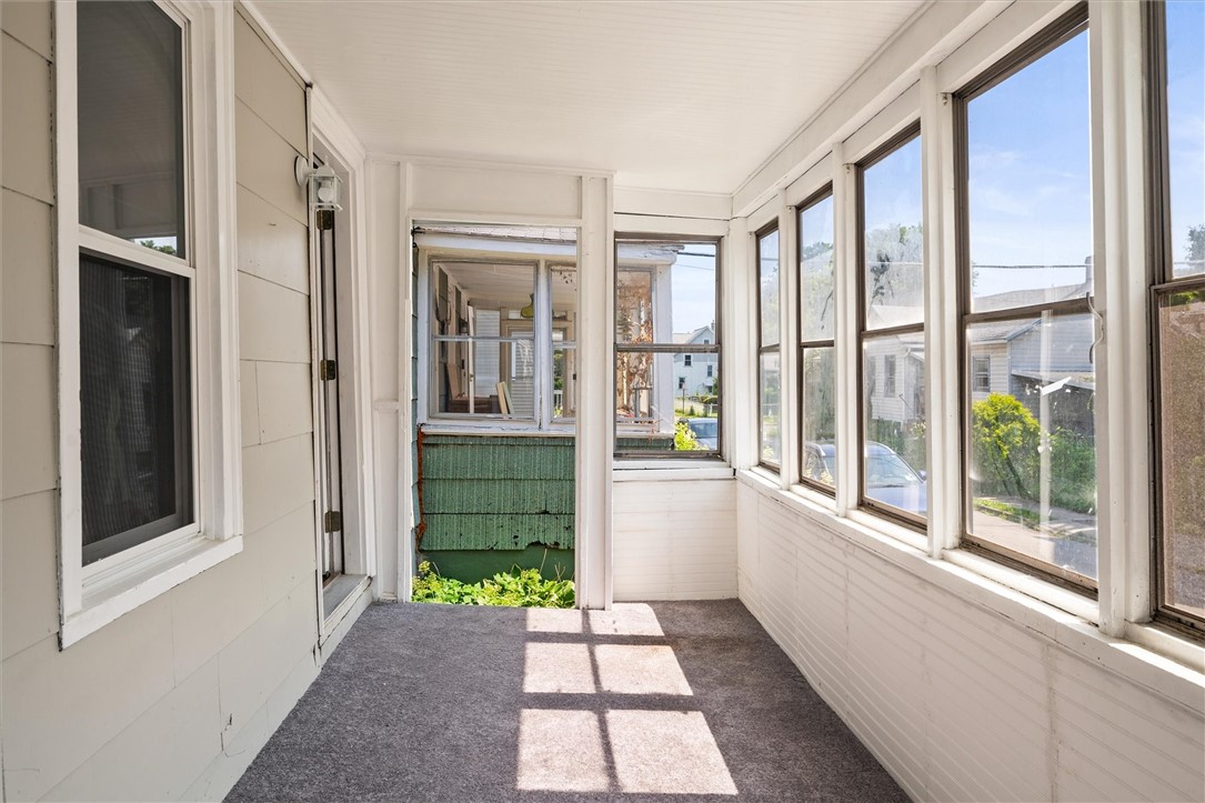 69 Diem Street Rochester, NY 14620 - Photo 2 of 33