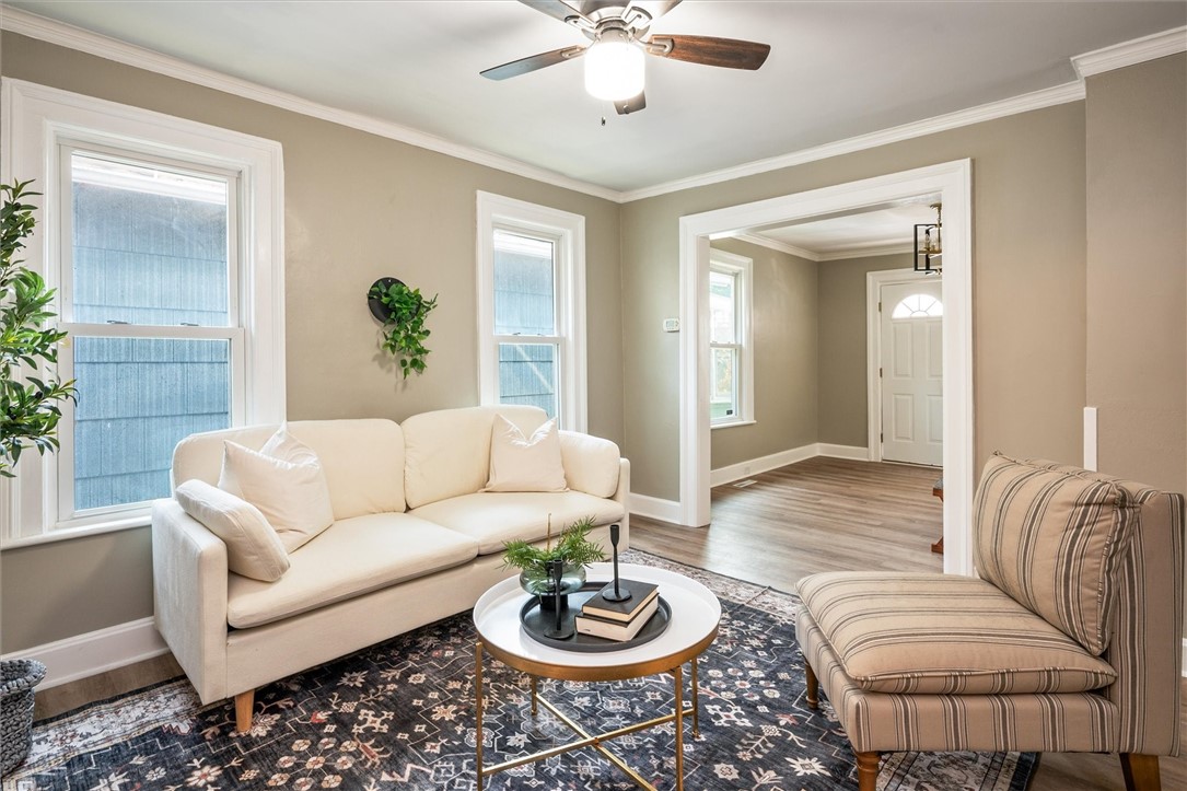 69 Diem Street Rochester, NY 14620 - Photo 8 of 33