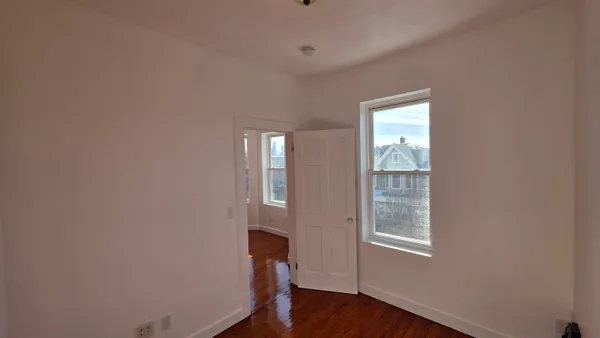 $2,800 | 6 50th Street, Unit 3, Weehawken, NJ 07086