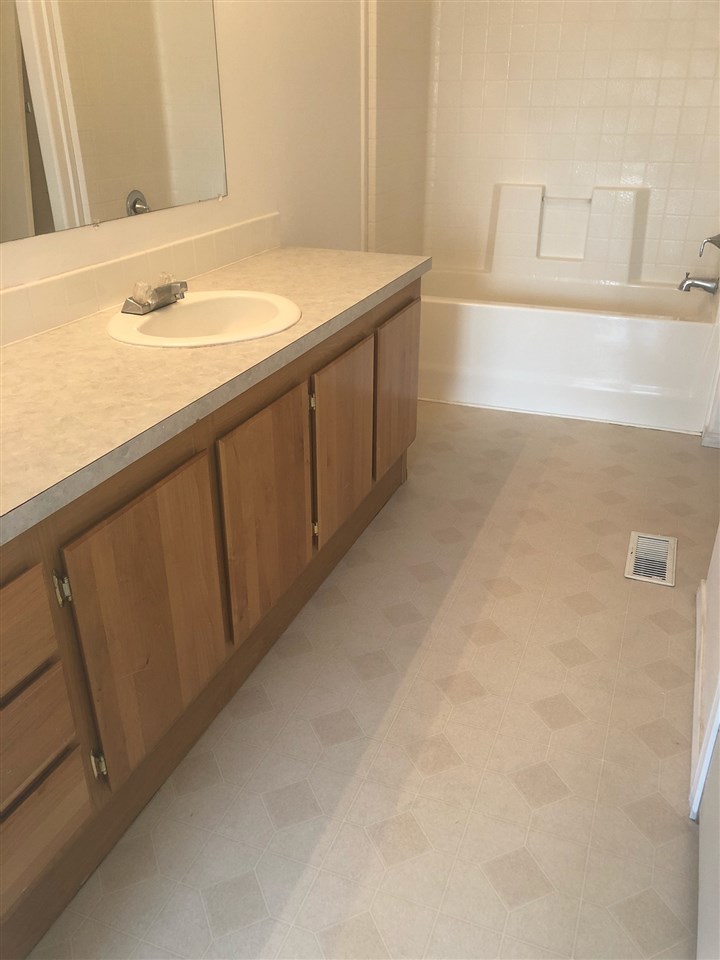 20220 North Holcomb Road Mead, WA 99021 - Photo 8 of 12