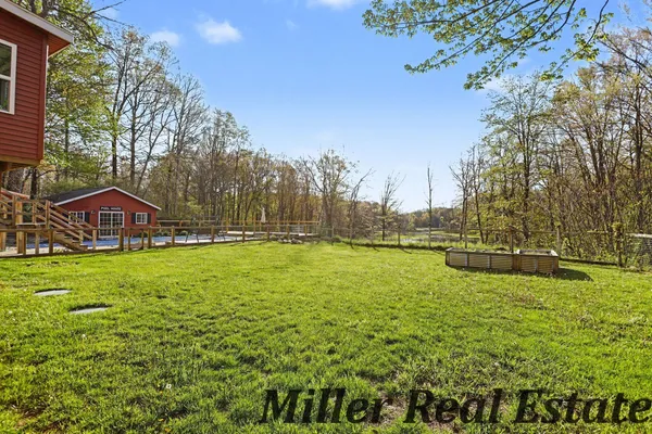$489,900 | 300 Bethany Drive, Hastings, MI 49058