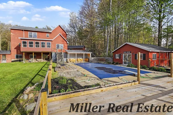 $489,900 | 300 Bethany Drive, Hastings, MI 49058