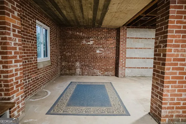 a view of empty room