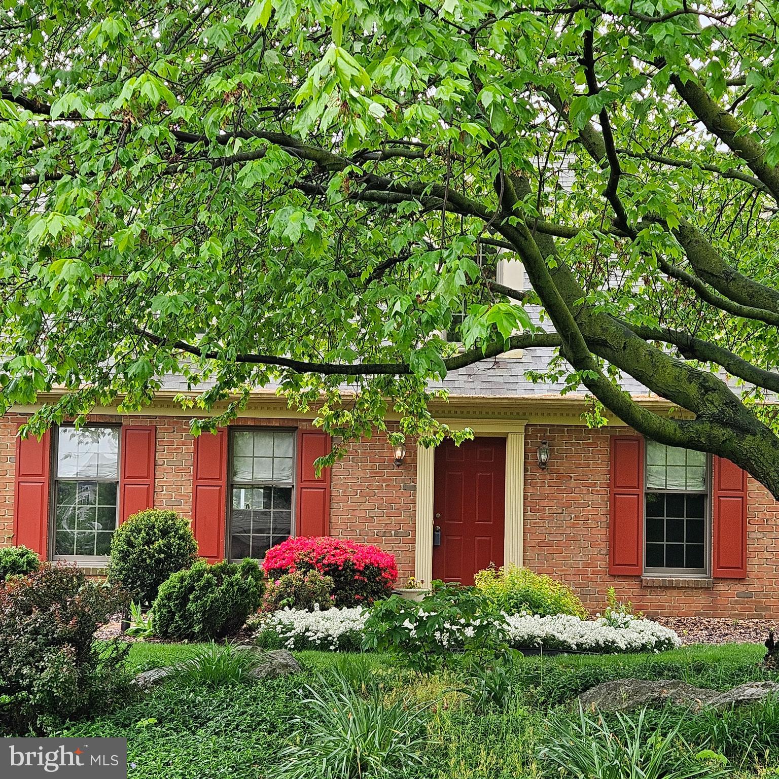 656 Quarry Road Lititz, PA 17543 - Photo 2 of 53 Gallery Image 2