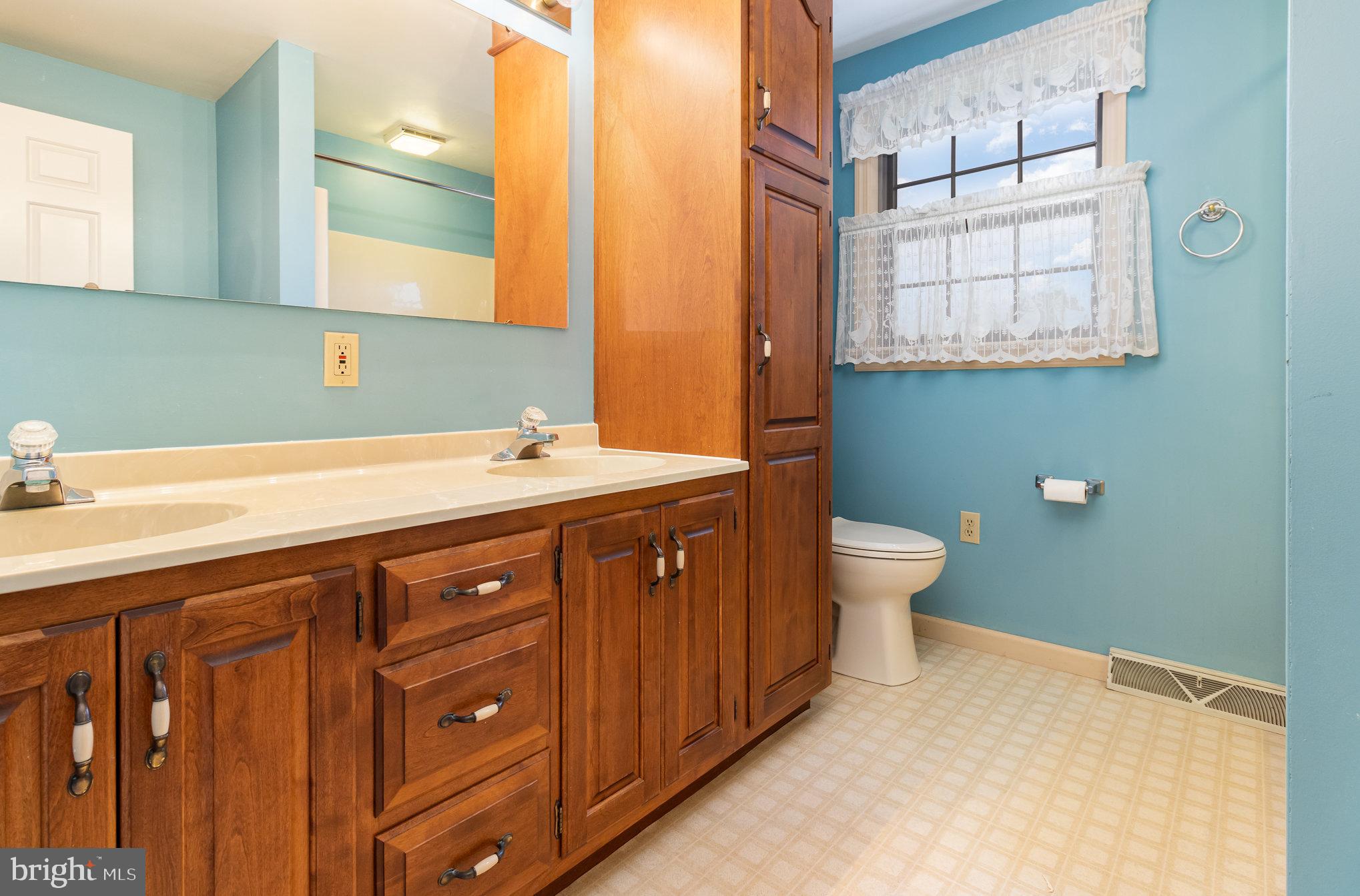 656 Quarry Road Lititz, PA 17543 - Photo 36 of 53 Gallery Image 36