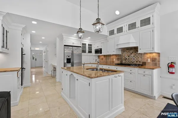 $1,789,000 | 236 White Oak Ridge Road, Short Hills, NJ 07078