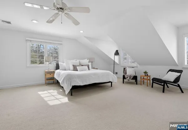 $1,789,000 | 236 White Oak Ridge Road, Short Hills, NJ 07078