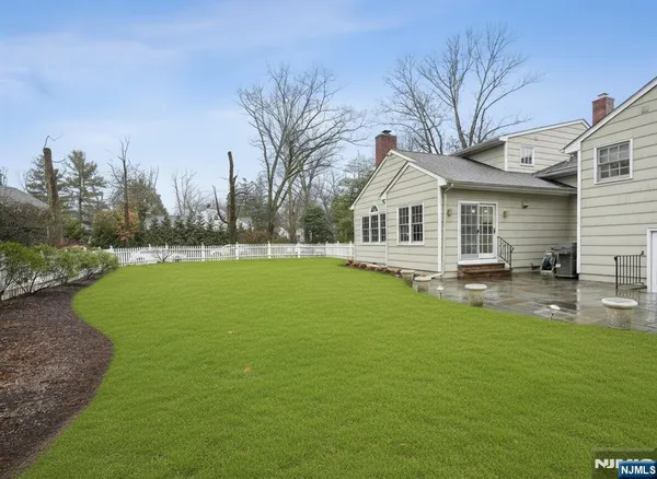 $1,789,000 | 236 White Oak Ridge Road, Short Hills, NJ 07078