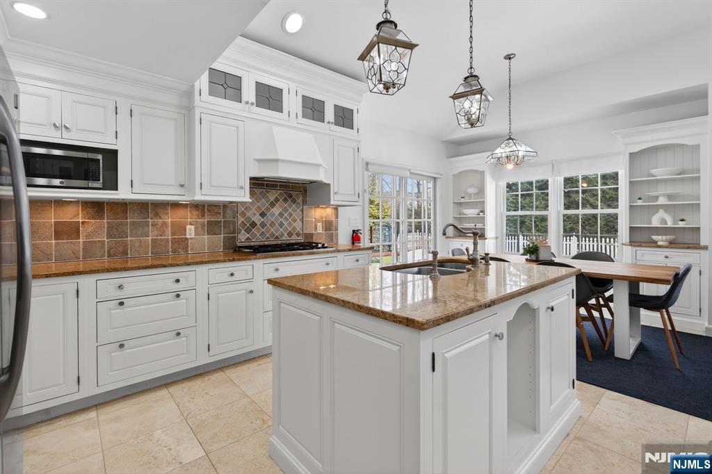 236 White Oak Ridge Road Short Hills, NJ 07078 - Photo 7 of 44