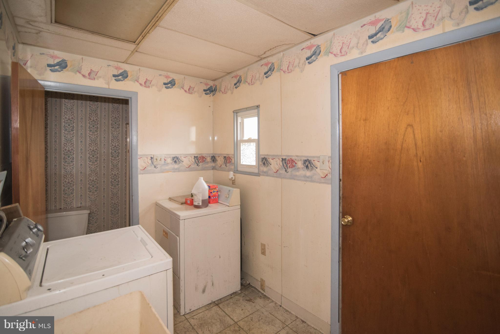 3310 Old Frederick Road Baltimore, MD 21229 - Photo 10 of 14 Interior (General)