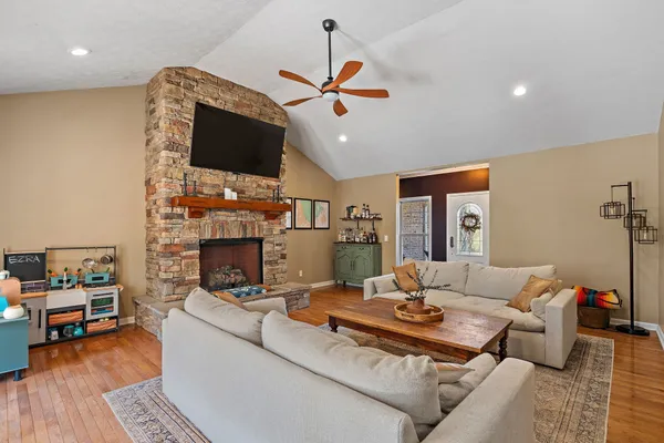 $579,000 | 262 Bayhill Drive, Gallatin, TN 37066