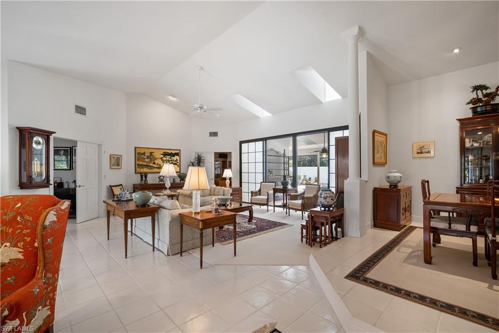 802 Tallow Tree Court Naples, FL 34108 - Photo 7 of 46 Gallery Image 7
