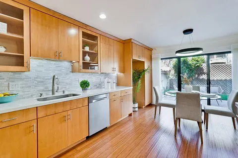 $999,888 | 34234 Arizona Street, Unit 14, Union City, CA 94587