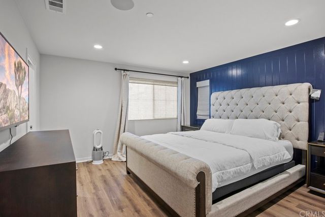 $1,120,000 | 10530 Acorn Place, Los Alamitos, CA 90720