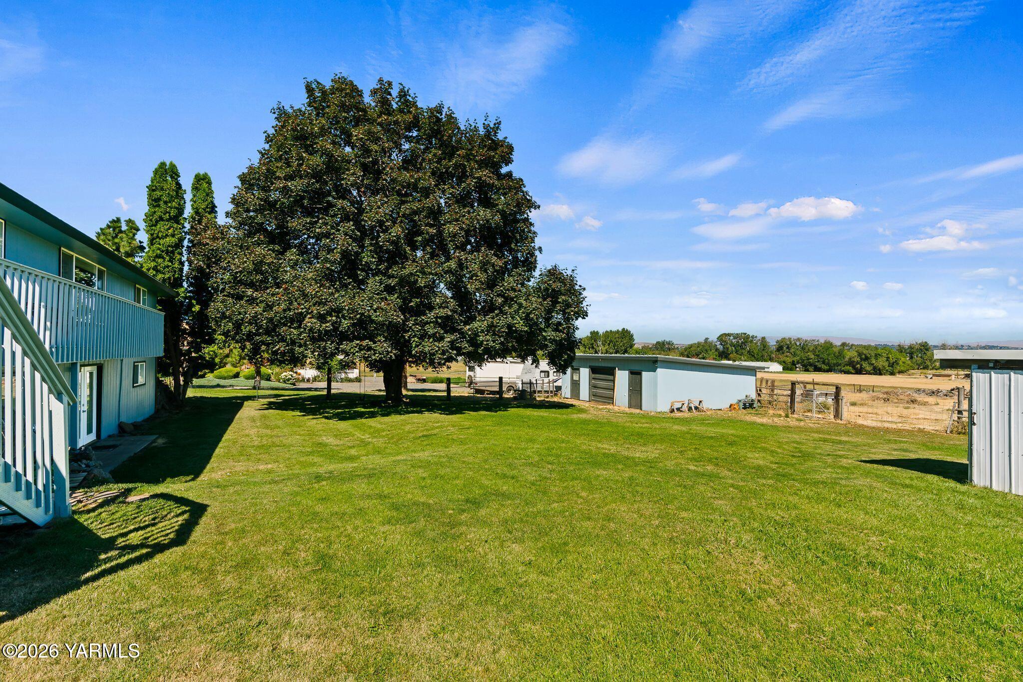 2311 McCullough Road Yakima, WA 98903 - Photo 32 of 35 Back Yard