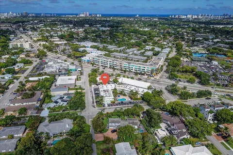 $220,000 | 2124 Northeast 5th Avenue, Unit 212, Wilton Manors, FL 33305
