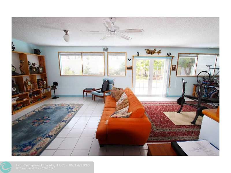 13 Little Harbor Way Deerfield Beach, FL 33441 - Photo 17 of 27 Exterior Front