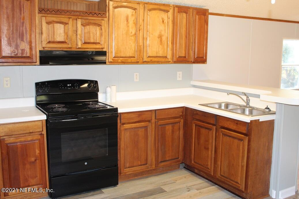 4081 Old Jennings Road, Unit A Middleburg, FL 32068 - Photo 7 of 16 kitchen