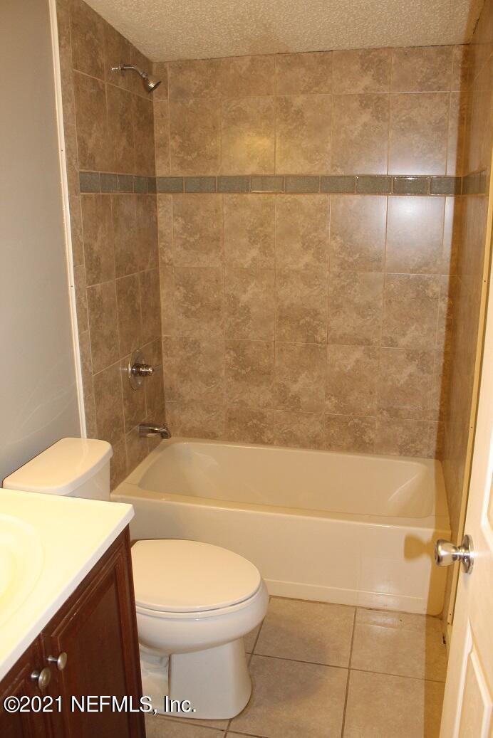 4081 Old Jennings Road, Unit A Middleburg, FL 32068 - Photo 10 of 16 bathroom 1