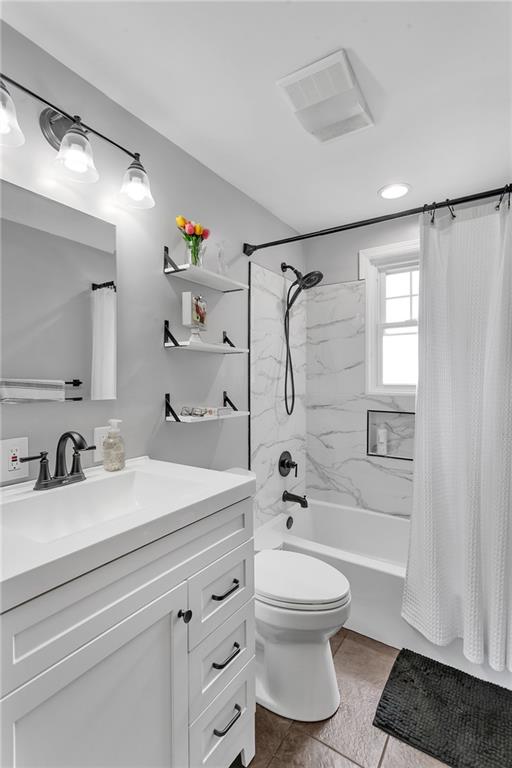 155 Gass Road Pittsburgh, PA 15229 - Photo 11 of 20 Gallery Image 11