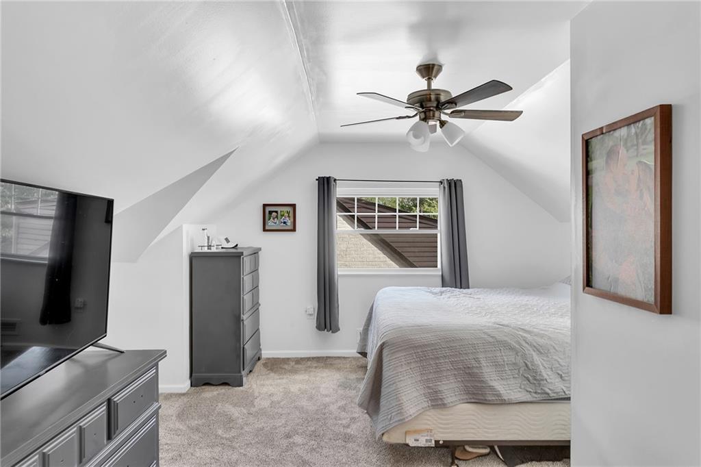 155 Gass Road Pittsburgh, PA 15229 - Photo 15 of 20 Gallery Image 15