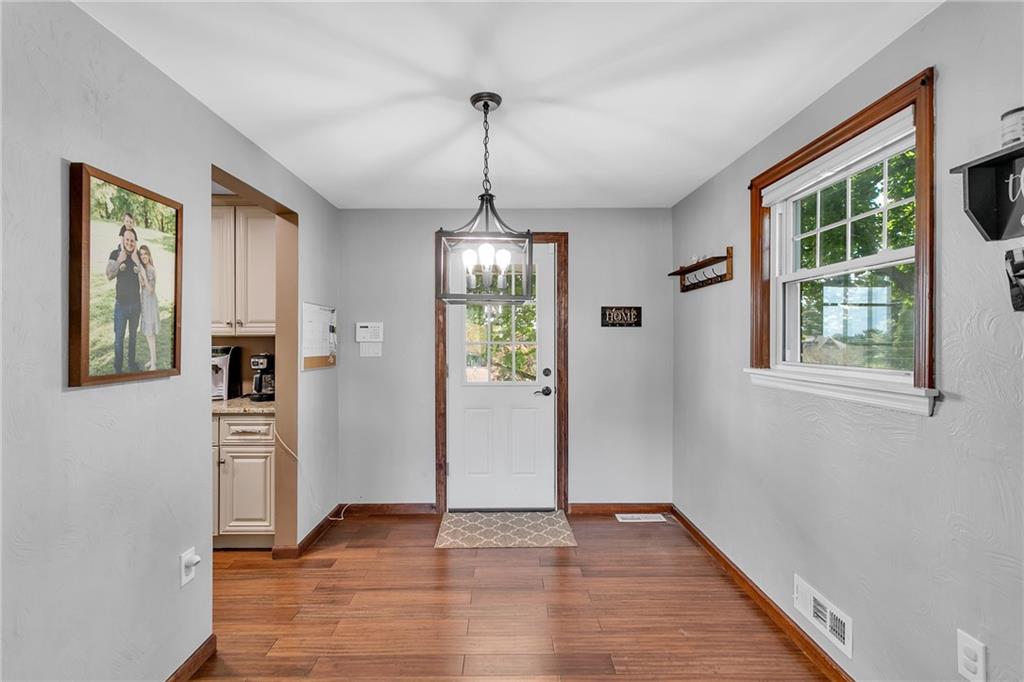 155 Gass Road Pittsburgh, PA 15229 - Photo 5 of 20 Gallery Image 5