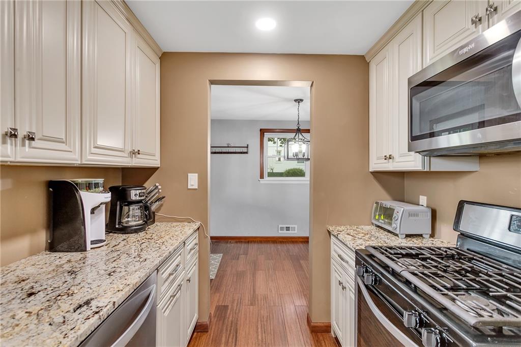 155 Gass Road Pittsburgh, PA 15229 - Photo 8 of 20 Gallery Image 8