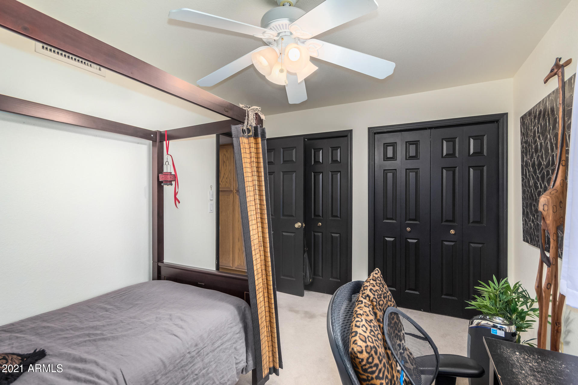 2848 East Brown Road, Unit 17 Mesa, AZ 85213 - Photo 25 of 36 27 - Brown Bedroom