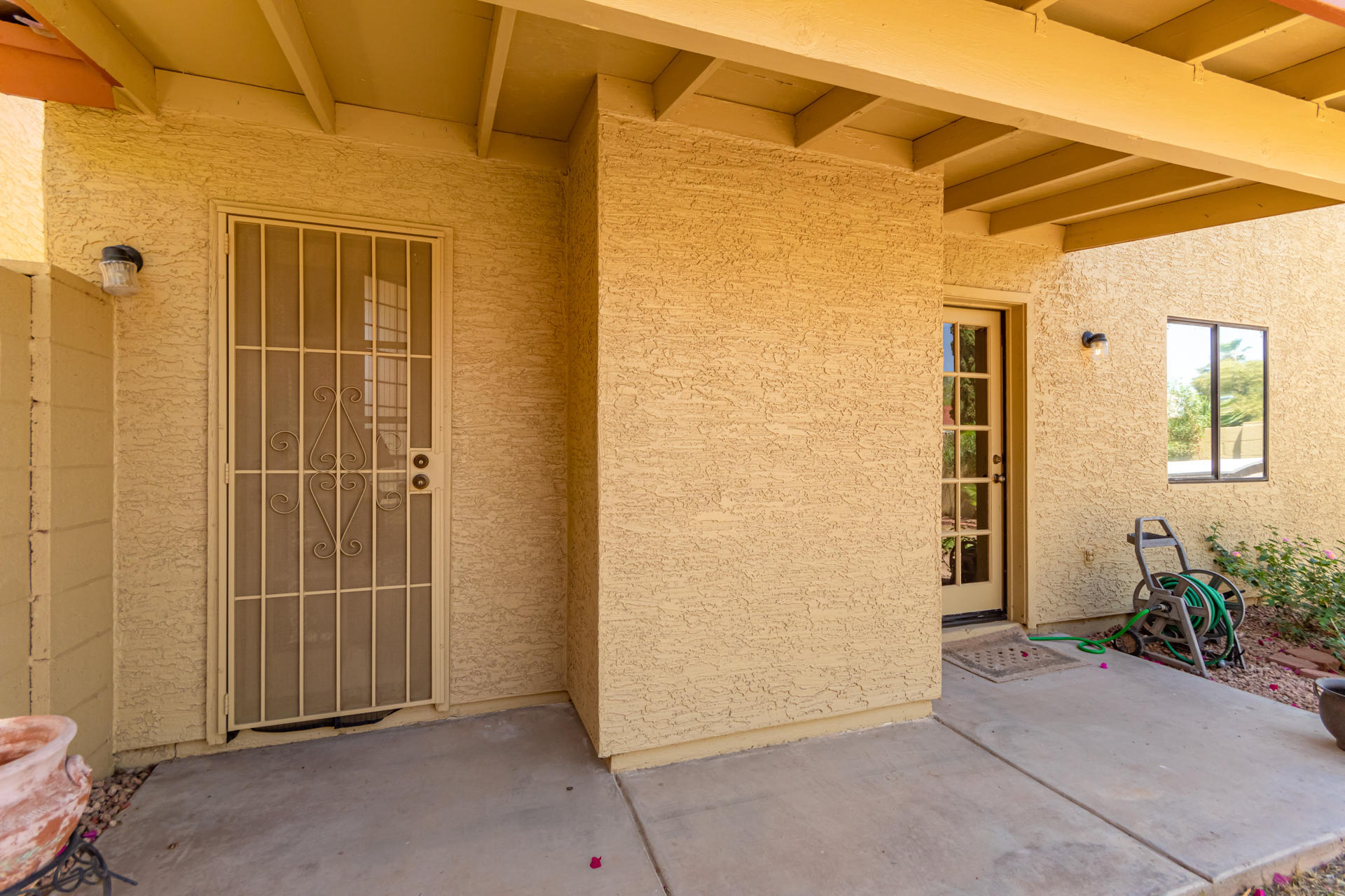 2848 East Brown Road, Unit 17 Mesa, AZ 85213 - Photo 30 of 36 31 - Brown Back Patio