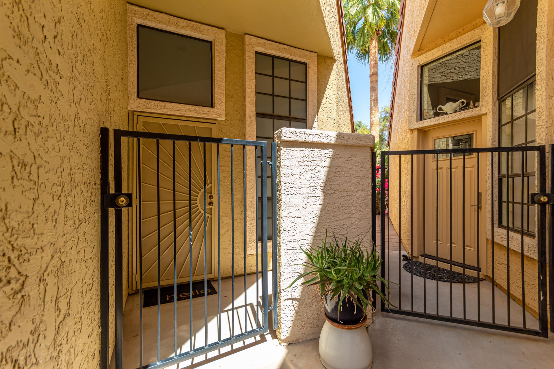 2848 East Brown Road, Unit 17 Mesa, AZ 85213 - Photo 4 of 36 04 - Brown Entry