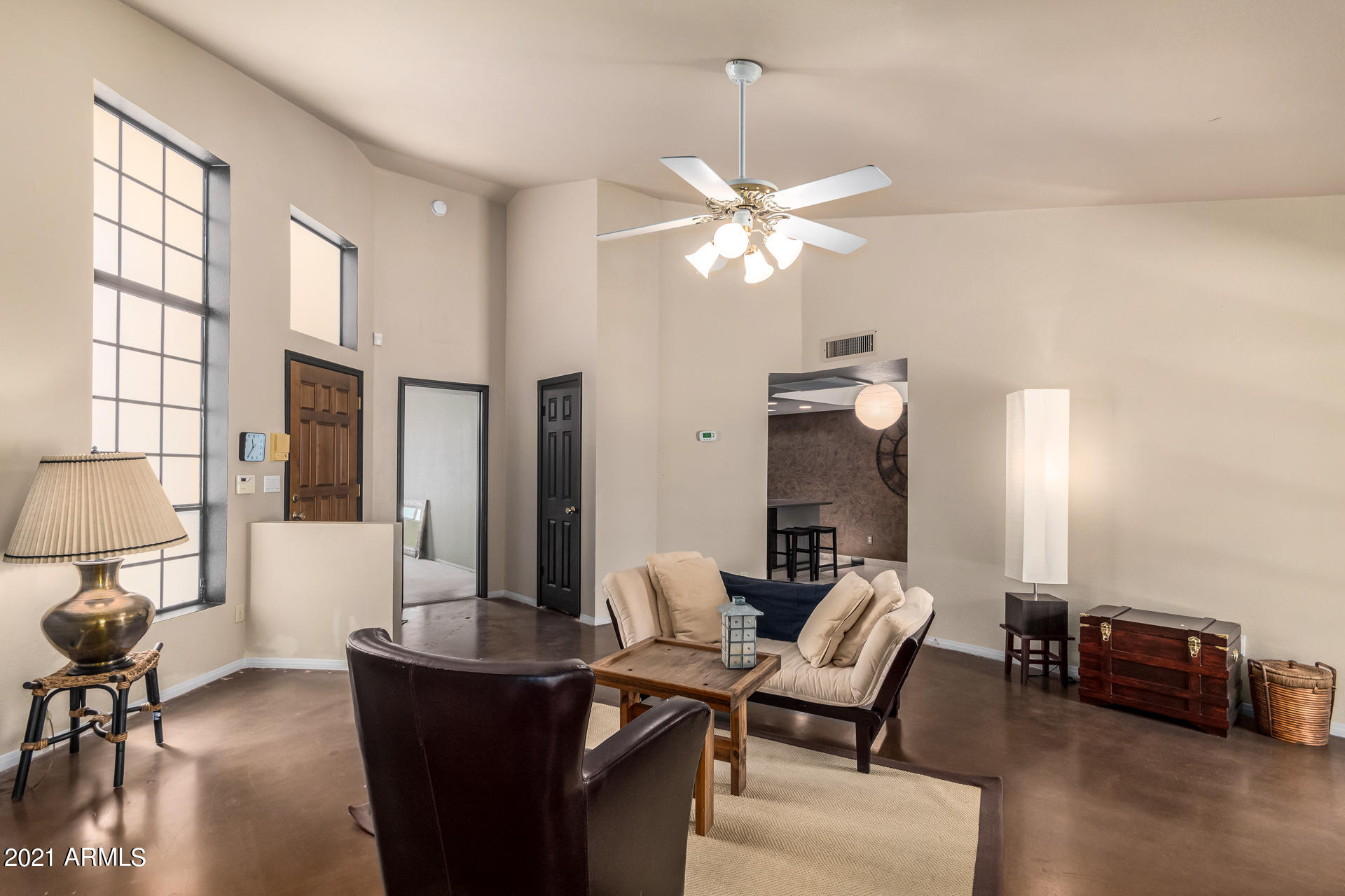 2848 East Brown Road, Unit 17 Mesa, AZ 85213 - Photo 8 of 36 10 - Brown Living