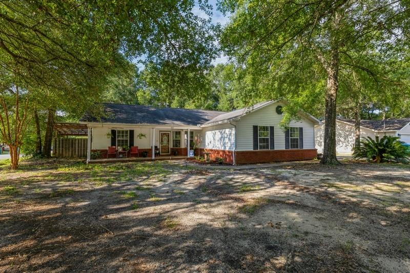 480 Stillwell Boulevard Crestview, FL 32539 - Photo 3 of 35