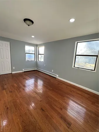 $3,500 | 235-18 147th Road, Unit 2 | Rosedale