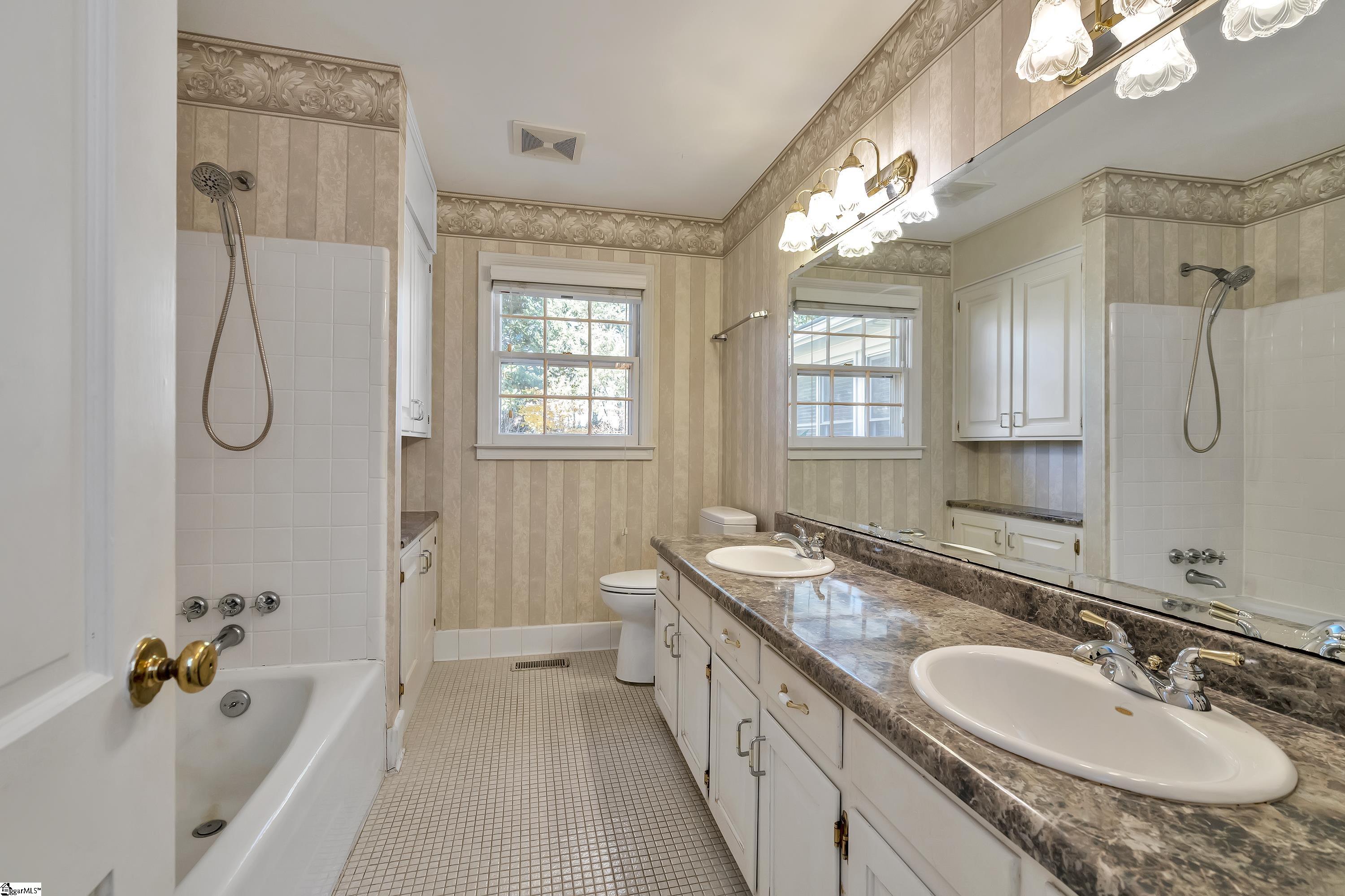 525 Pimlico Road Greenville, SC 29607 - Photo 15 of 25 Gallery Image 15