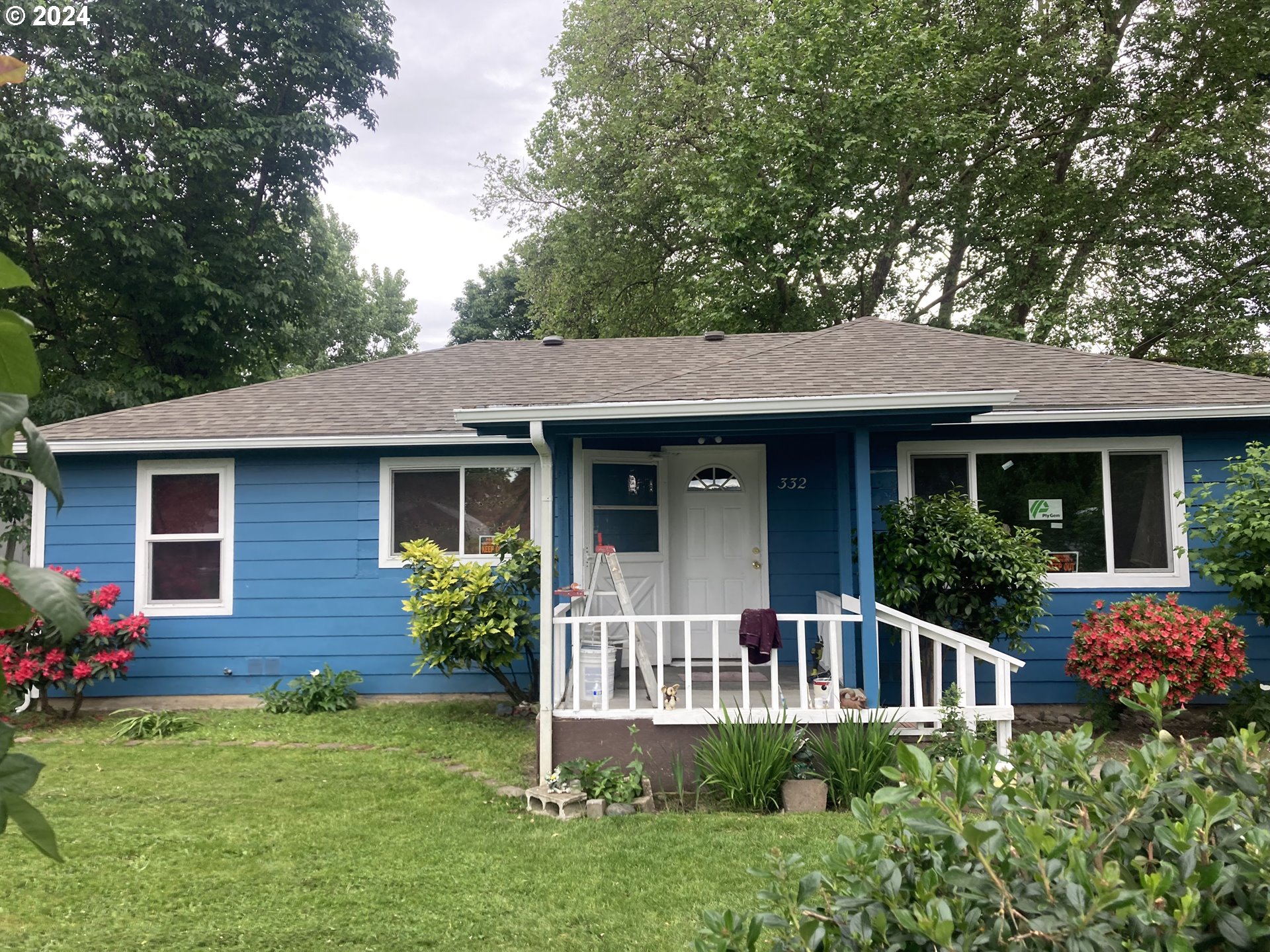 332 4th Street Dillard, OR 97432 - Photo 3 of 19 Gallery Image 3