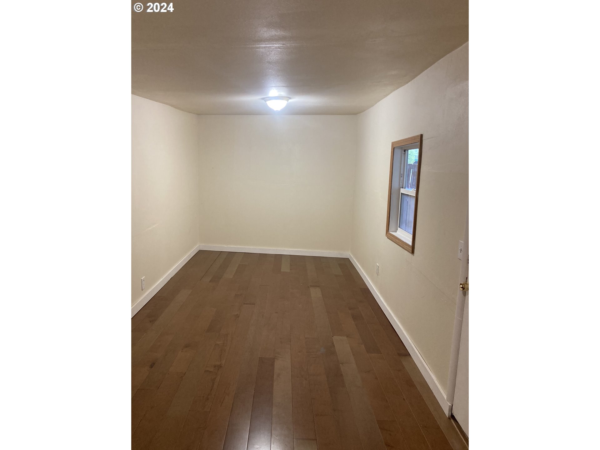 332 4th Street Dillard, OR 97432 - Photo 9 of 19 Gallery Image 9