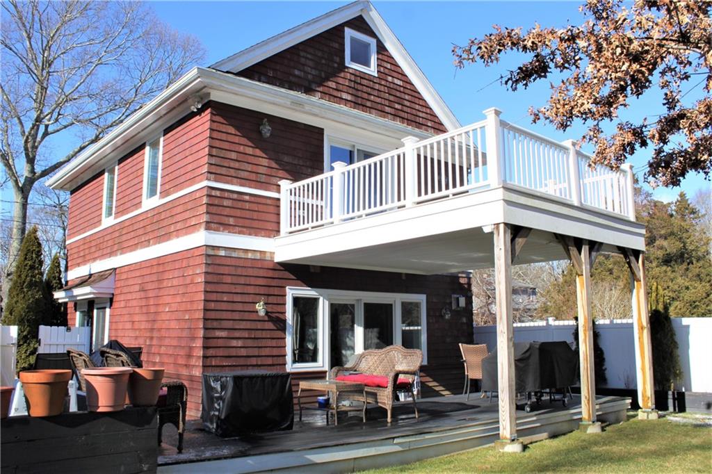 5 Arrow Head Trail, South Kingstown, RI 02879 Compass