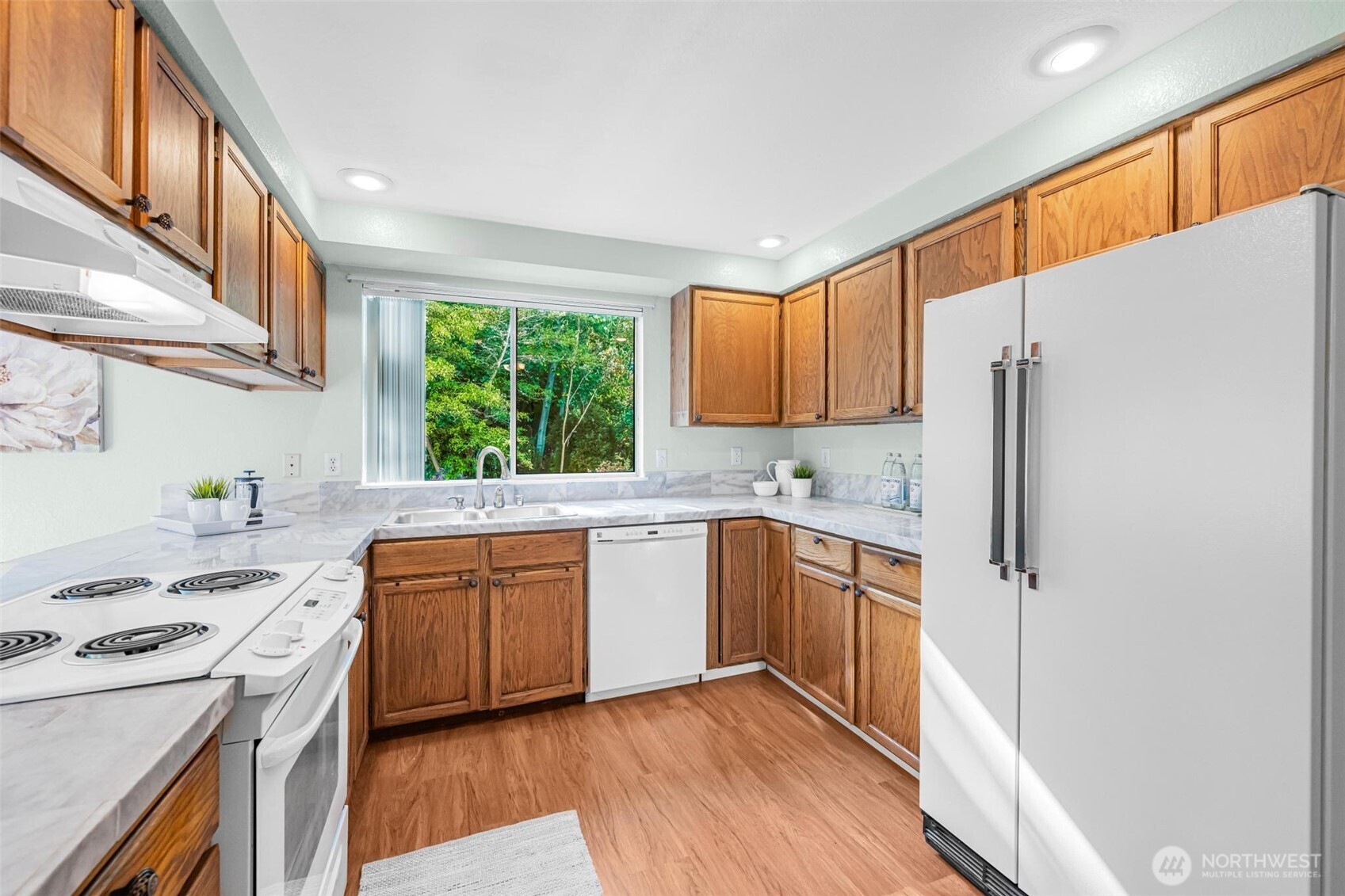 1226 224th Place Southwest Bothell, WA 98021 - Photo 11 of 31 Gallery Image 11