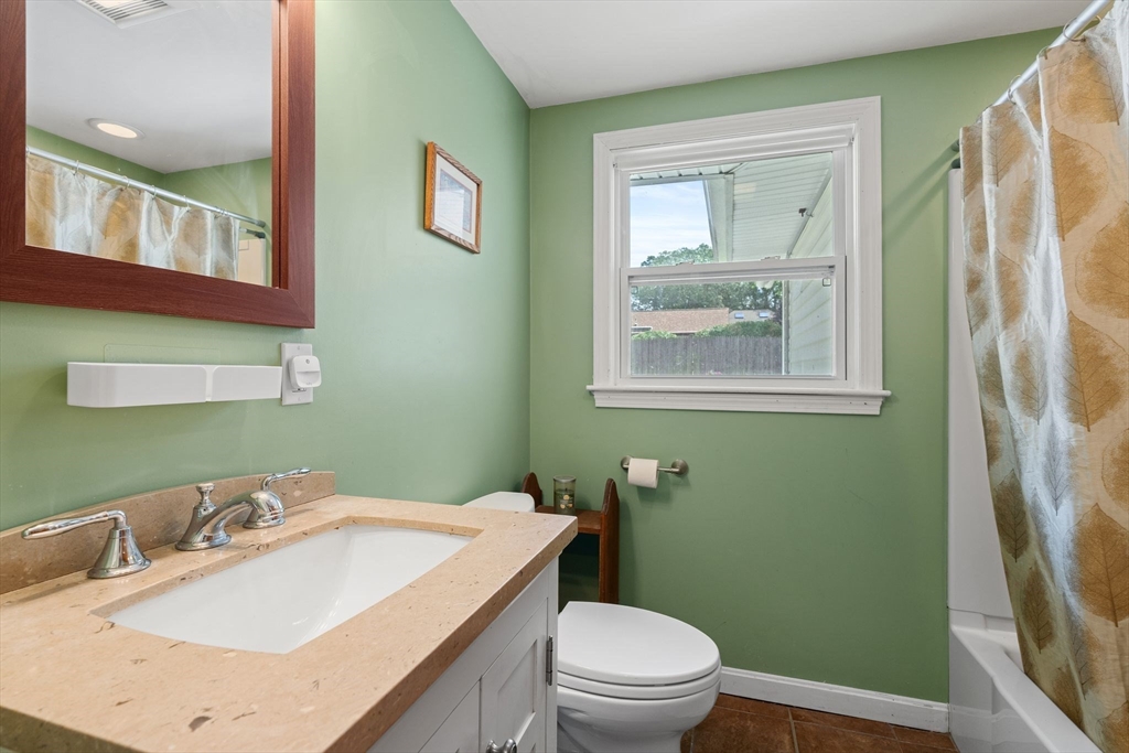 40 East Evergreen Road Natick, MA 01760 - Photo 31 of 41 Gallery Image 31