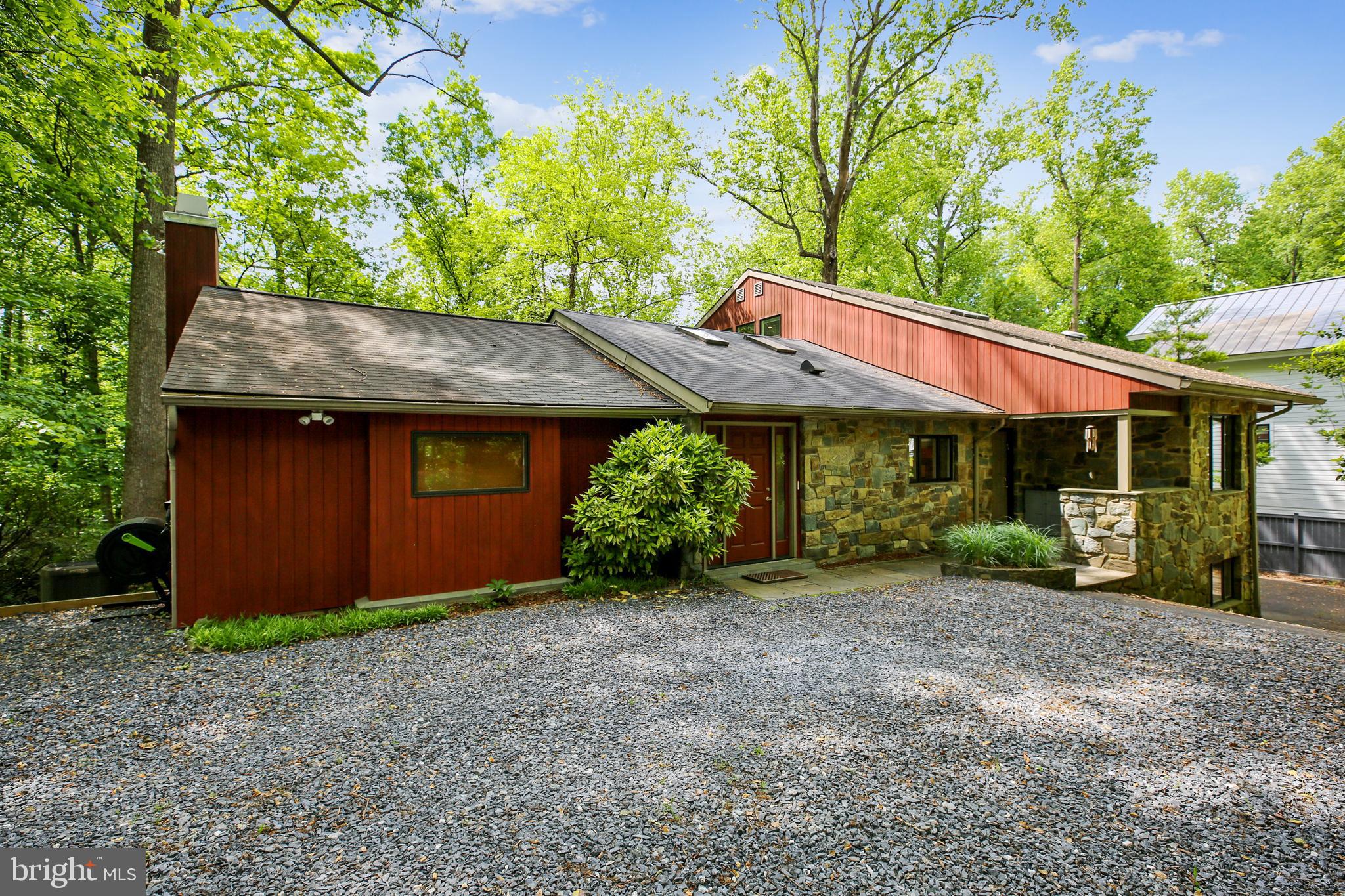 6517 Wiscasset Road Bethesda, MD 20816 - Photo 42 of 51 Exterior Front