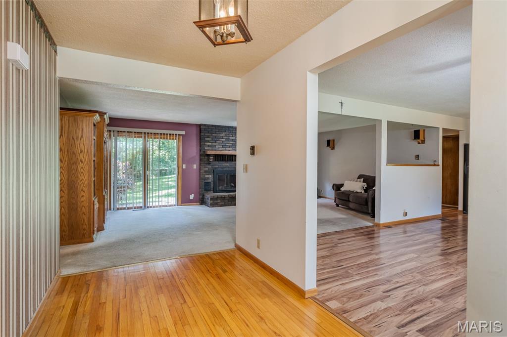 862 College Road Union, MO 63084 - Photo 5 of 46