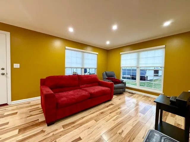 $280,000 | 22727 Renford Street, Novi, MI 48375