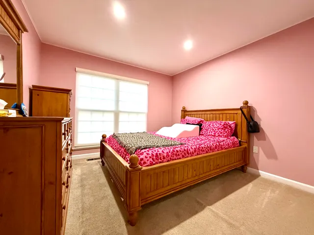 $280,000 | 22727 Renford Street, Novi, MI 48375