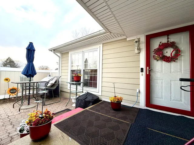 $280,000 | 22727 Renford Street, Novi, MI 48375