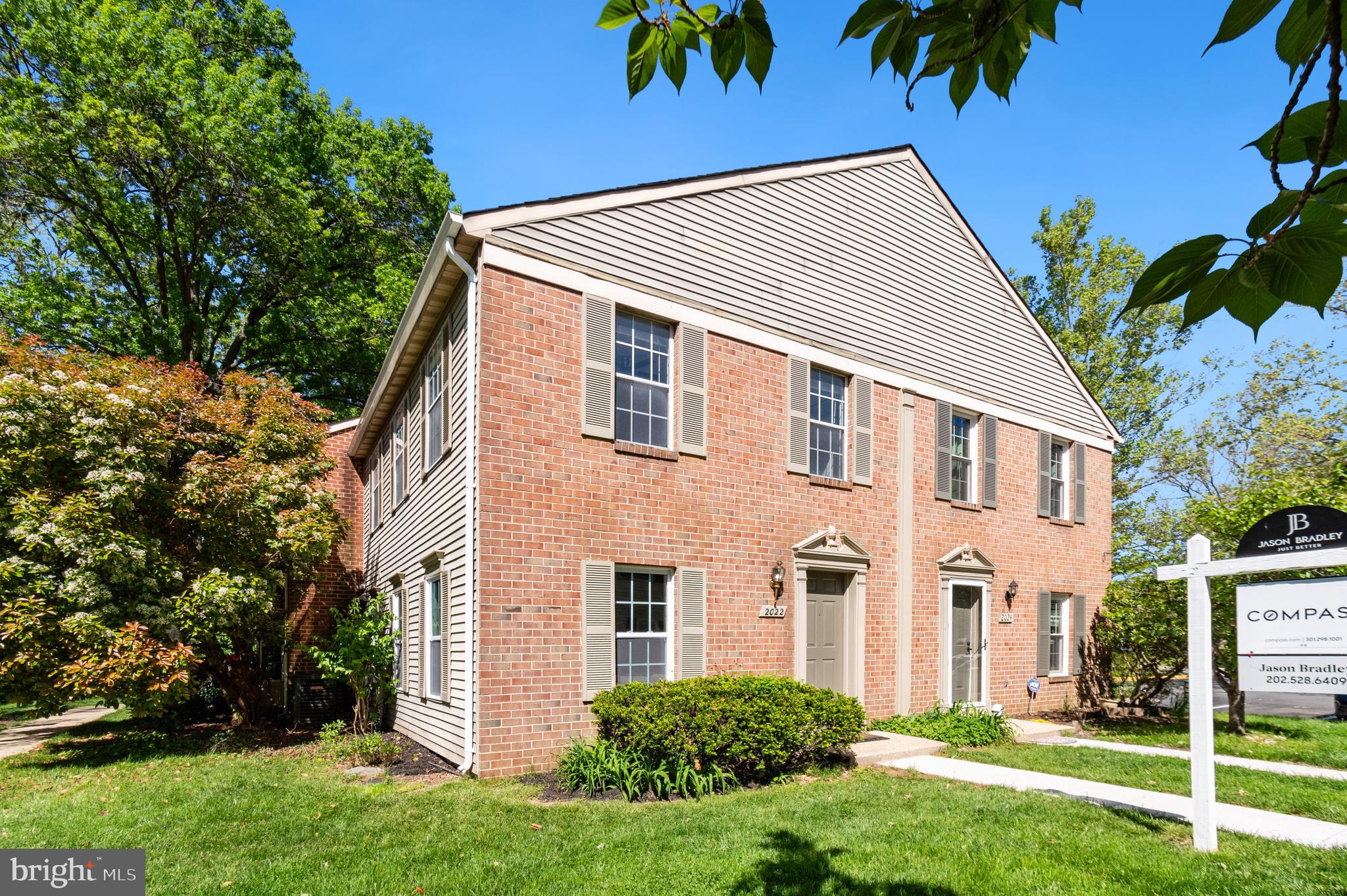 2022 Flowering Tree Terrace Silver Spring, MD 20902 - Photo 2 of 25 Gallery Image 2