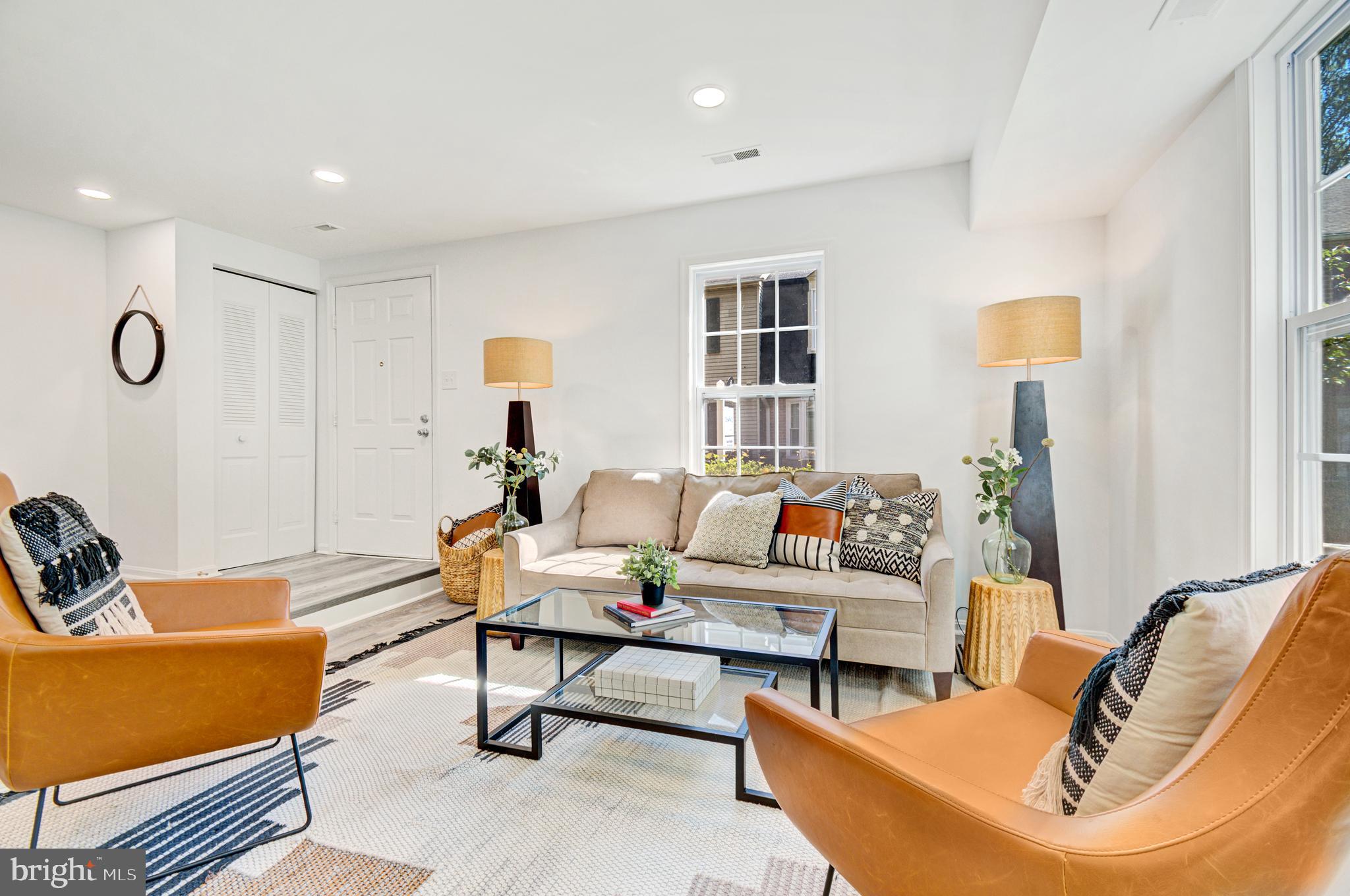 2022 Flowering Tree Terrace Silver Spring, MD 20902 - Photo 6 of 25 Gallery Image 6