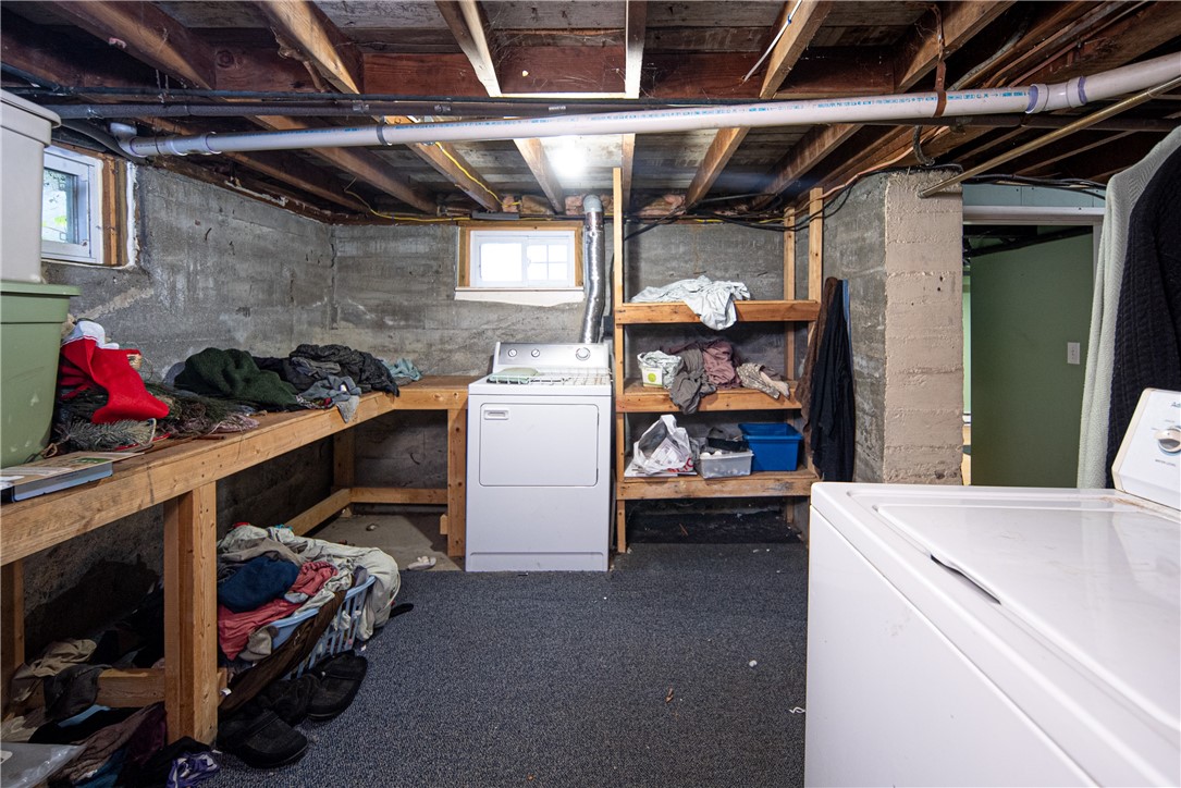 82 Colwell Road Smithfield, RI 02828 - Photo 23 of 39