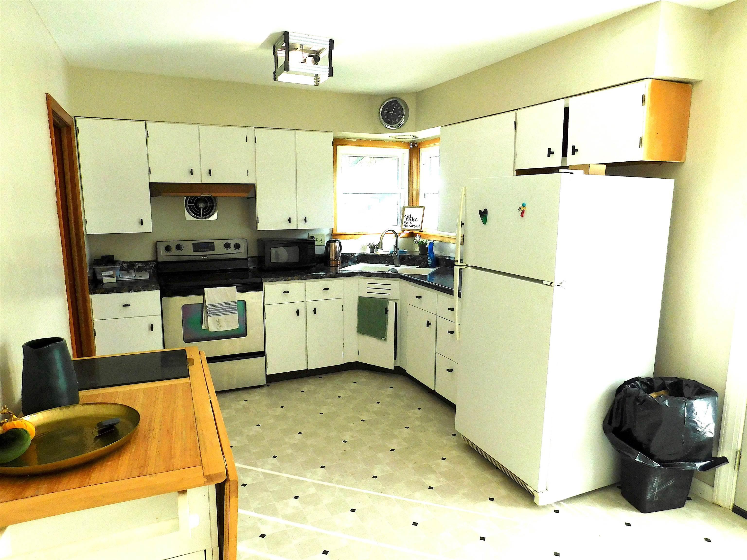 1820 East Black Avenue Springfield, IL 62702 - Photo 8 of 24 Gallery Image 8